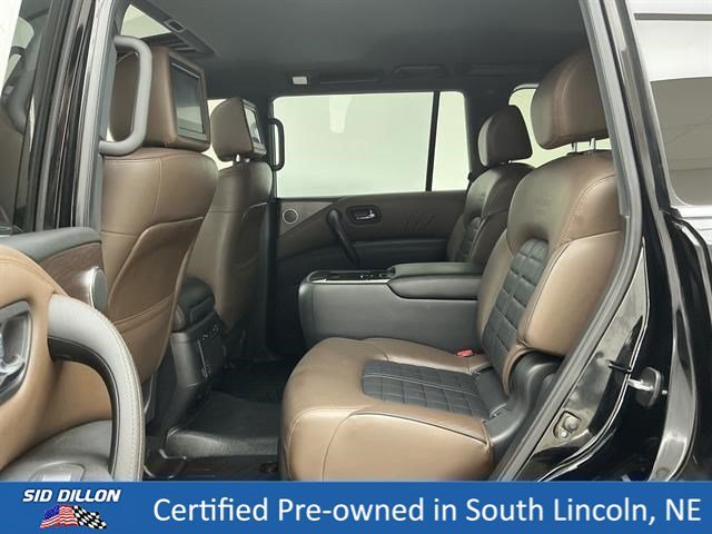 Used 2019 Super Black Nissan Platinum image 19