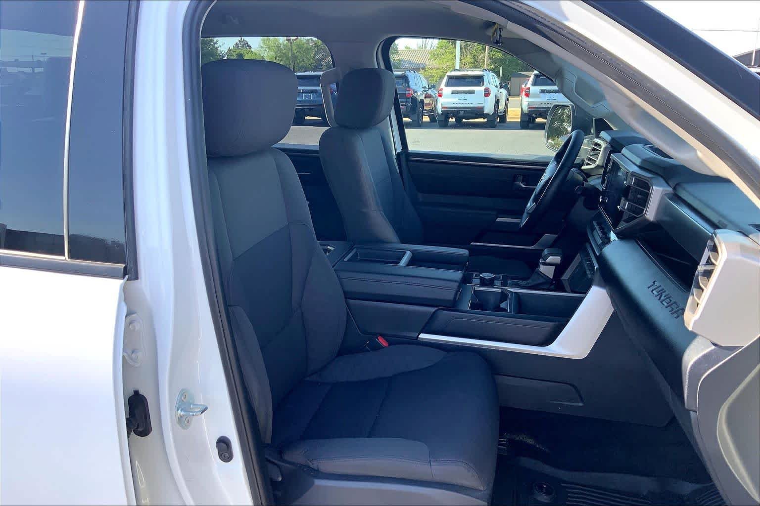 Used 2023 Ice Cap Toyota SR5 image 9