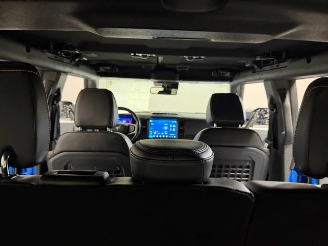 Used 2024 Blue Ford Badlands image 30