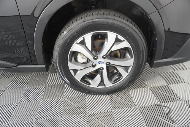 Used 2020 Crystal Black Silica Subaru Touring XT image 15