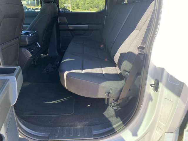 Used 2024 White Ford XLT image 11