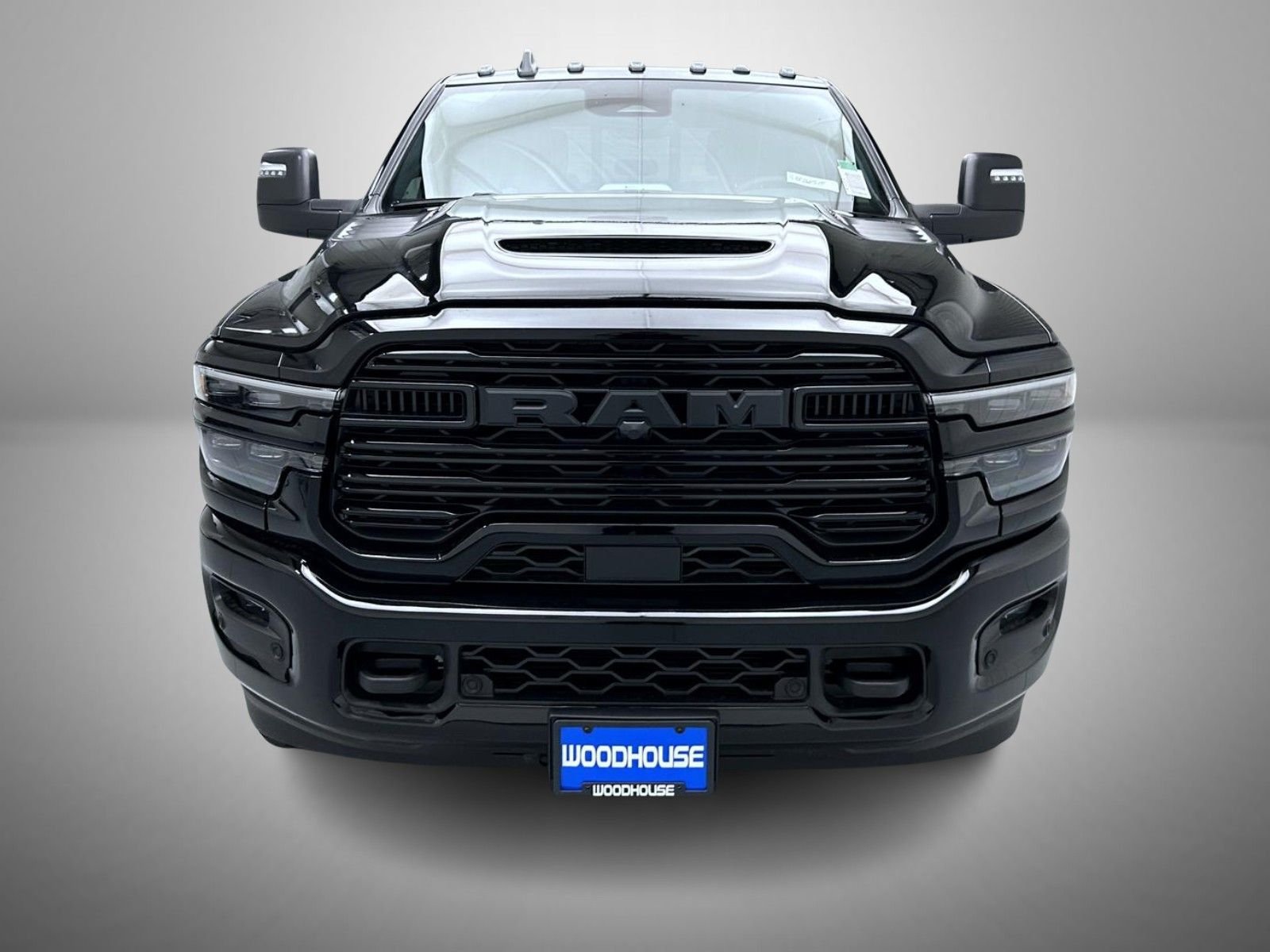New 2026 Diamond Black Crystal Pearl-Coat Exterior Paint RAM Laramie image 2