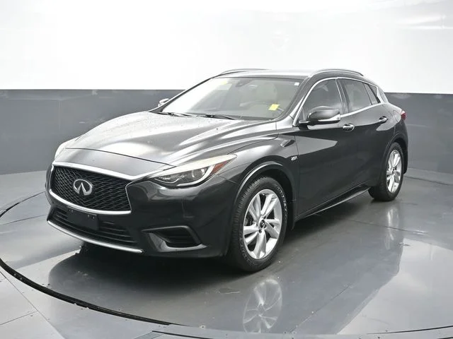 Used 2019 Black INFINITI LUXE image 3
