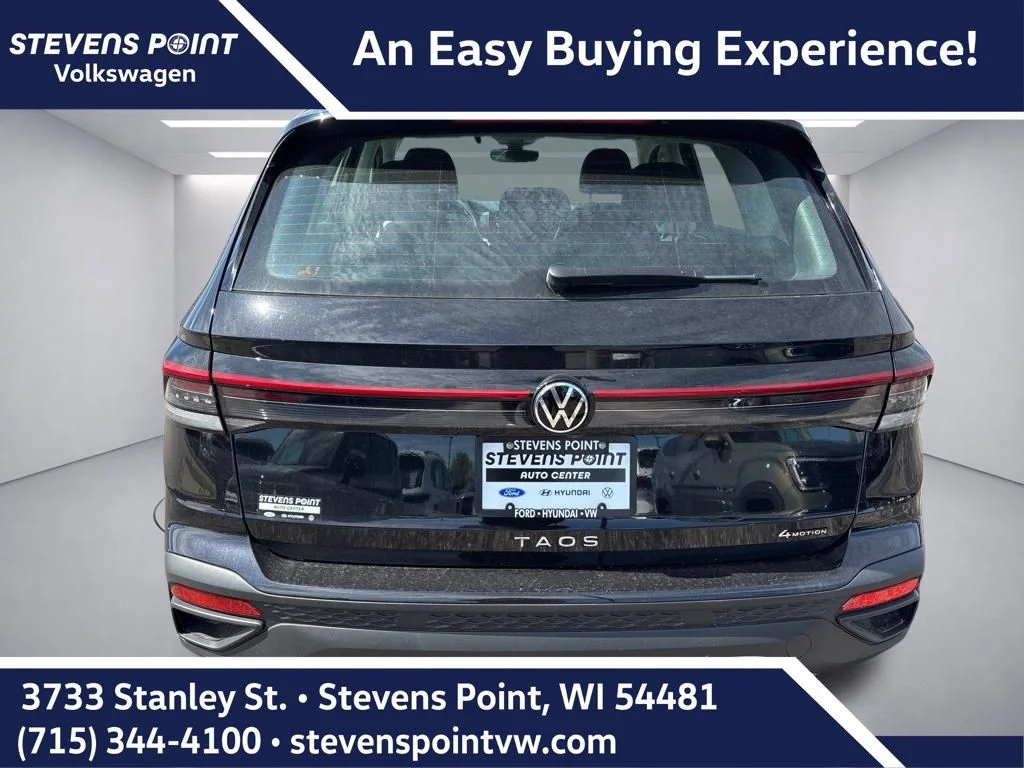 New 2026 Deep Black Pearl Volkswagen 1.5T S image 4