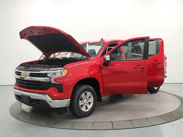 Used 2025 Red Chevrolet LT image 11