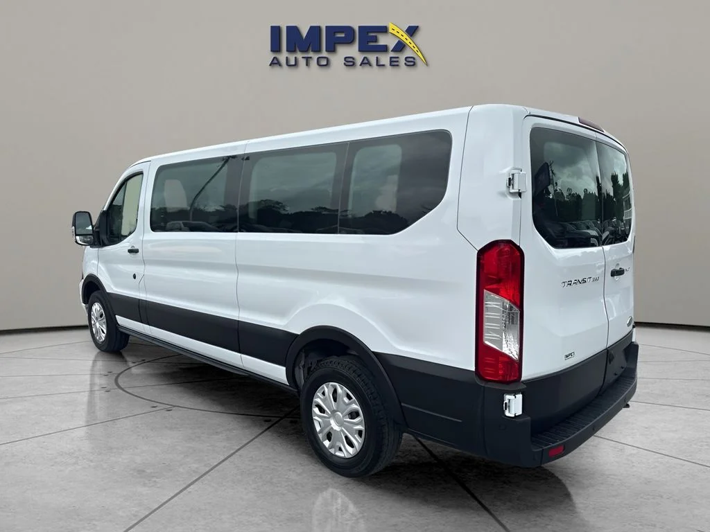 Used 2025 White Ford XLT image 3