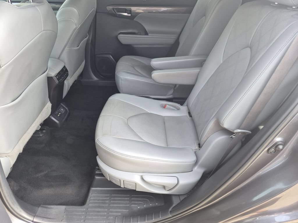 Used 2021 Gray Toyota Platinum image 36