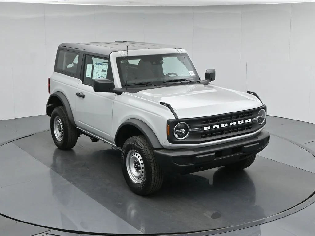 New 2026 Avalanche Gray Ford Base image 35