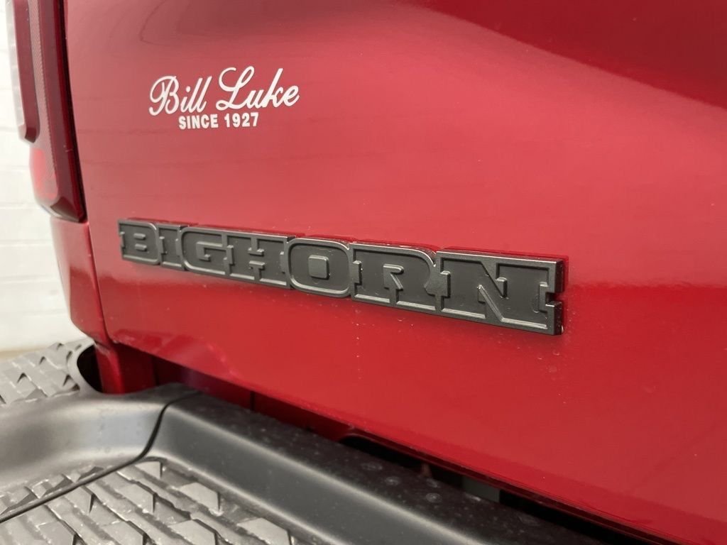 New 2026 Molten Red Pearl-Coat Exterior Paint RAM Big Horn image 6