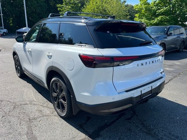 New 2027 White / Black INFINITI Autograph AWD image 5
