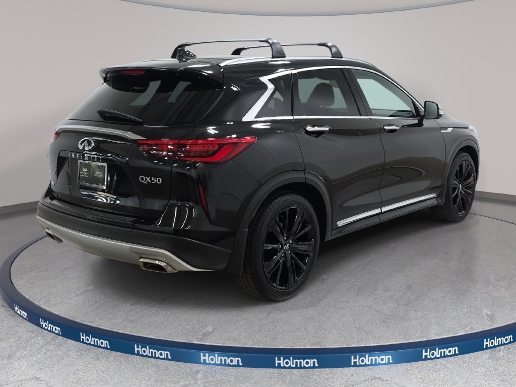 Certified Used 2023 Mineral Black INFINITI SENSORY AWD image 5