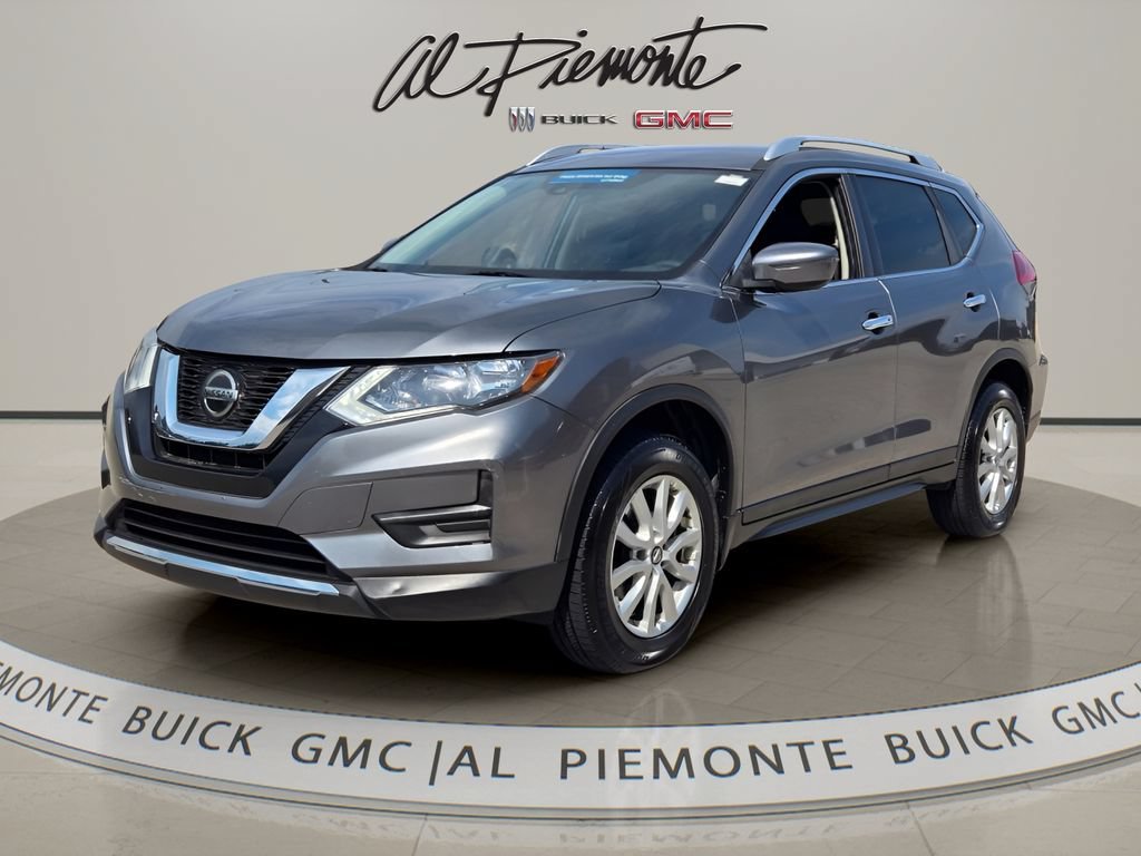 Used 2019 Gray Nissan SV image 3