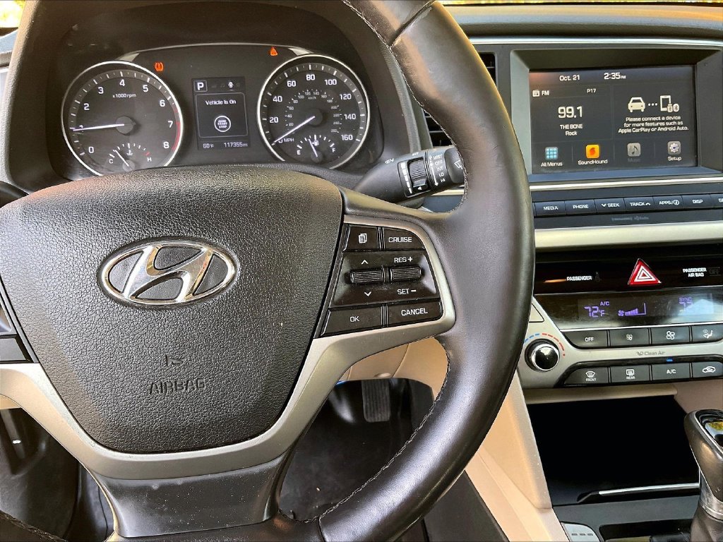 Used 2017 Beige Hyundai SE image 24