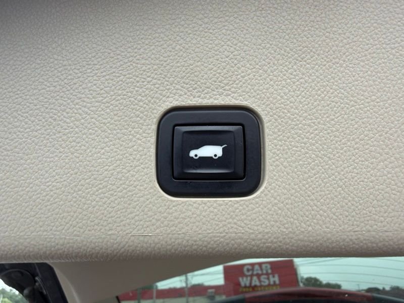 Used 2011 Blue Cadillac Luxury image 11