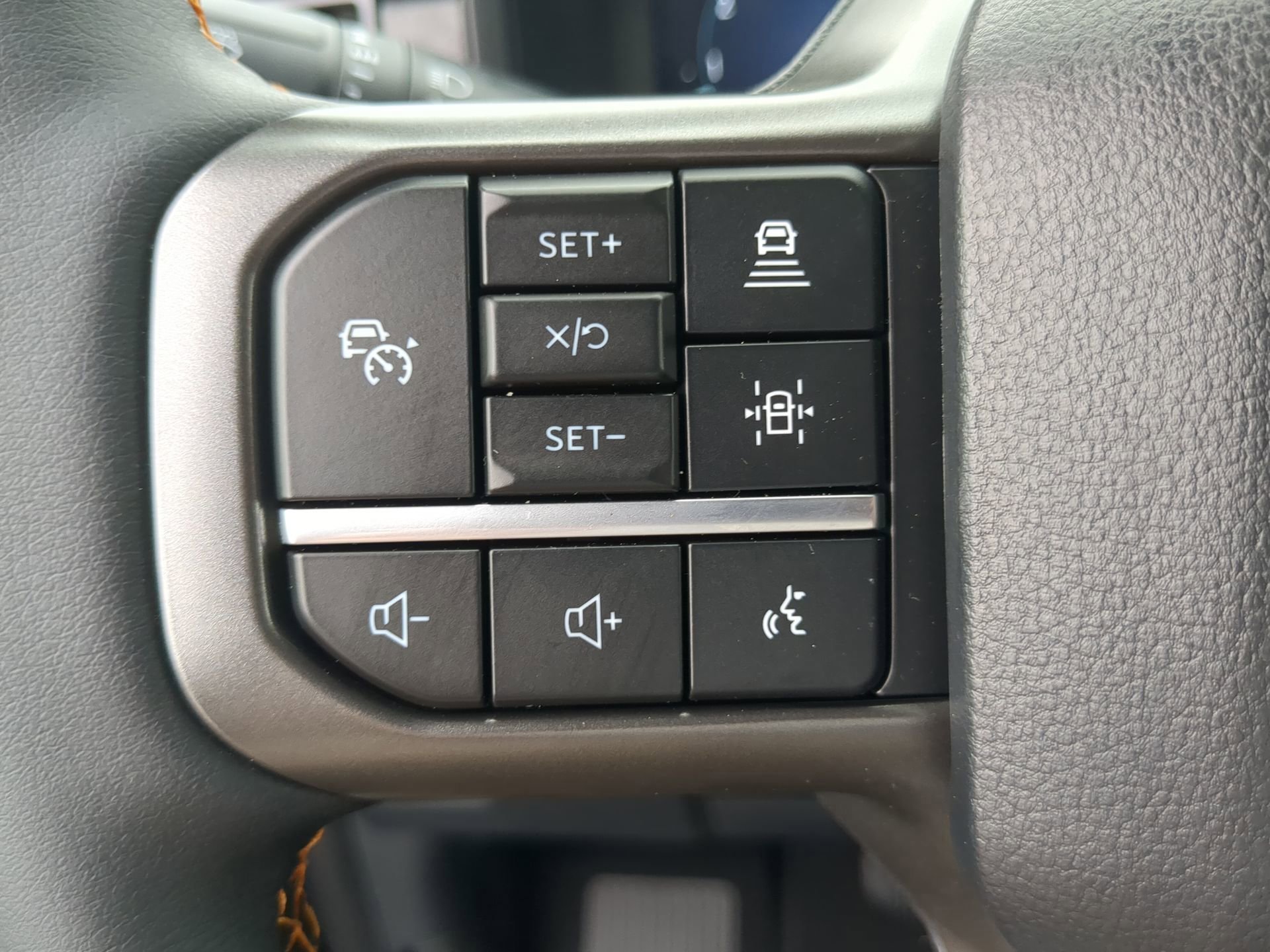 New 2026 Iconic Silver Metallic Ford Tremor® image 63