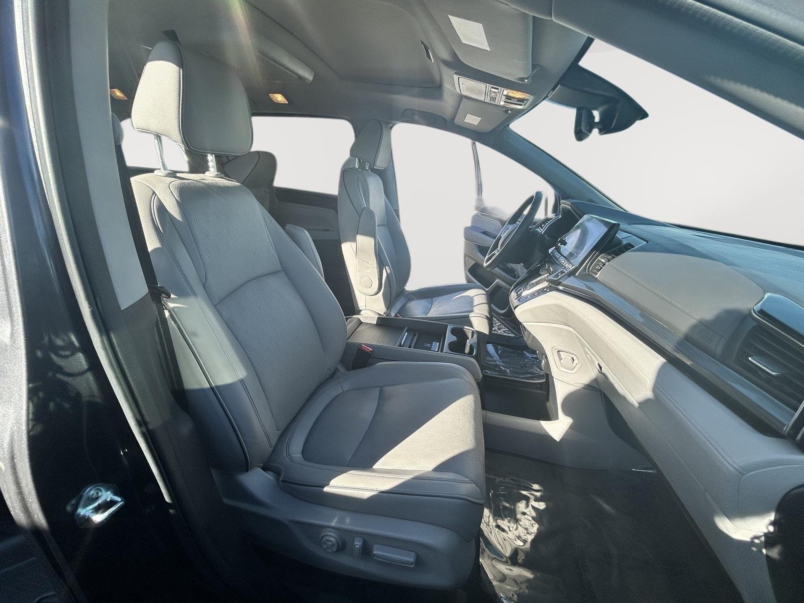 2024 Honda Odyssey Elite - Photo 21