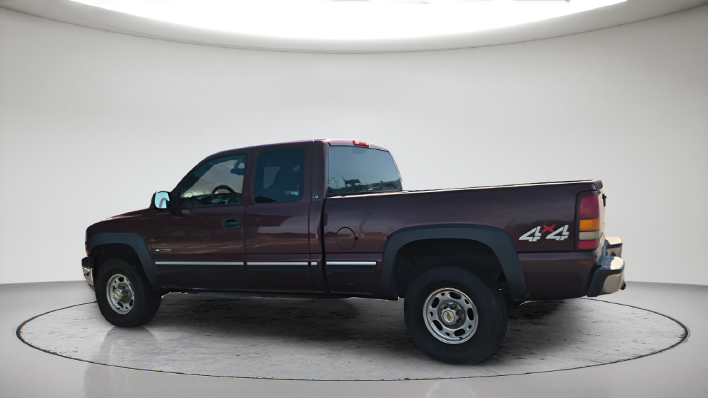 2001 Chevrolet Silverado LS - Photo 9