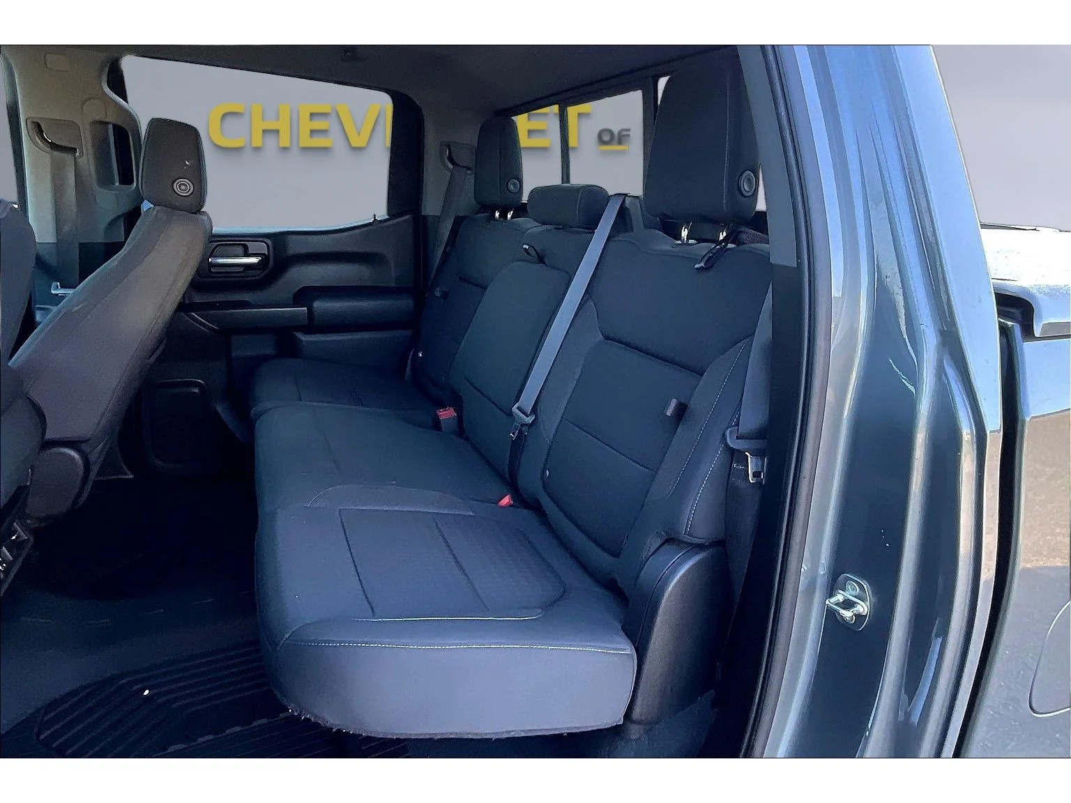 Used 2020 SATIN STEEL METALLIC Chevrolet LT image 18