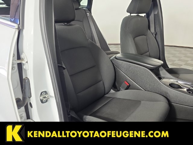 Used 2021 White Chevrolet LT image 29