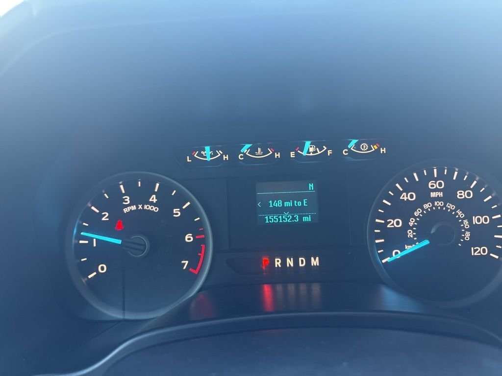 Used 2018 Silver Ford XLT image 18