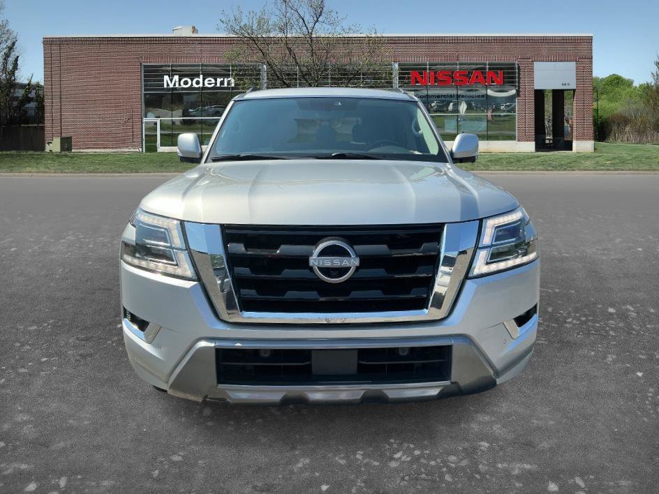 Used 2022 Brilliant Silver Metallic Nissan SL image 6