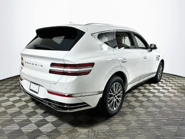 New 2026 White Genesis 2.5T image 4