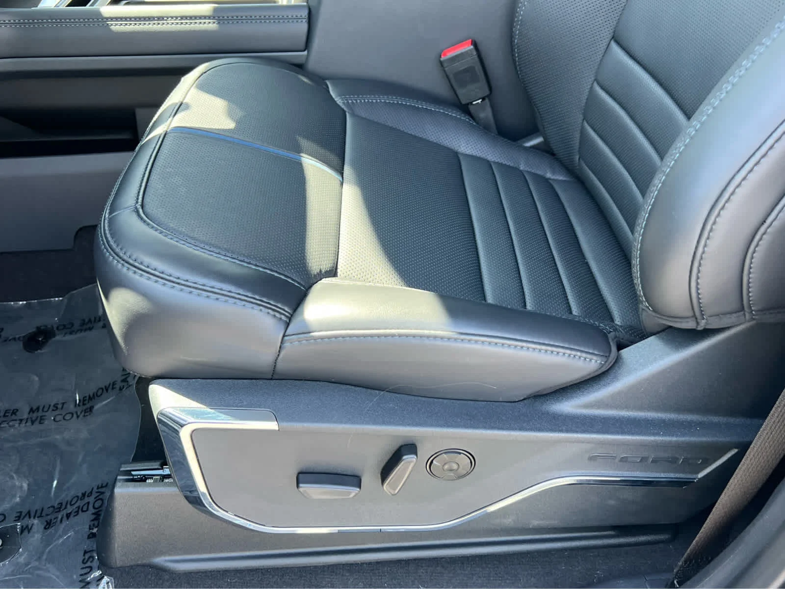 New 2026 Avalanche Ford F-450® Platinum® image 31