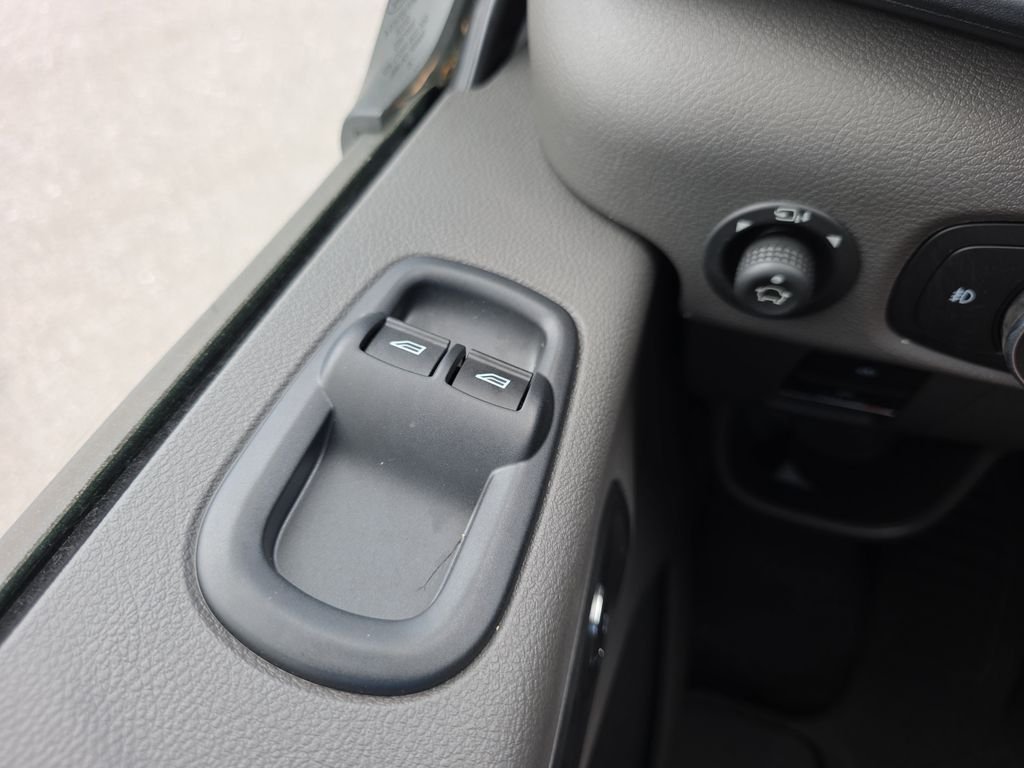 2025 Ford Transit Passenger Van XL - Photo 19