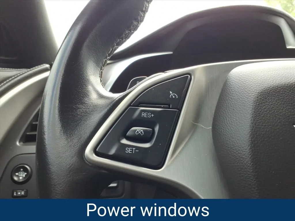 Used 2017 ARCTIC WHITE Chevrolet Z51 1LT image 11