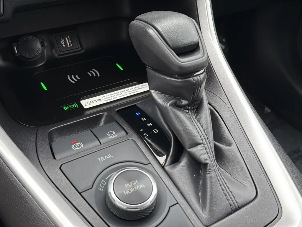 Used 2024 Silver Toyota XLE image 27