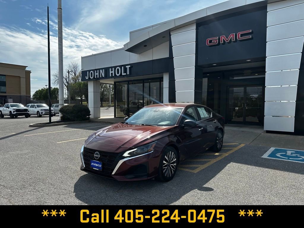 2025 Nissan Altima SV