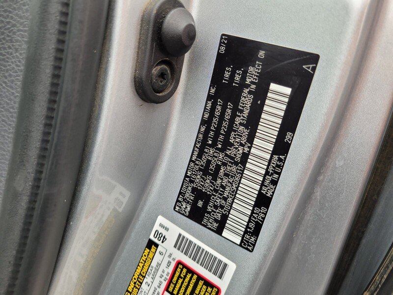 2021 Toyota Sienna XLE - Photo 17