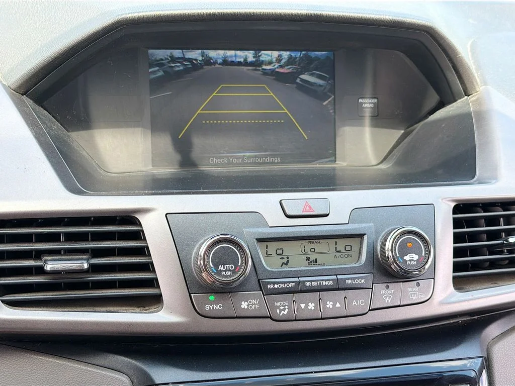 Used 2016 Modern Steel Metallic Honda EX image 11