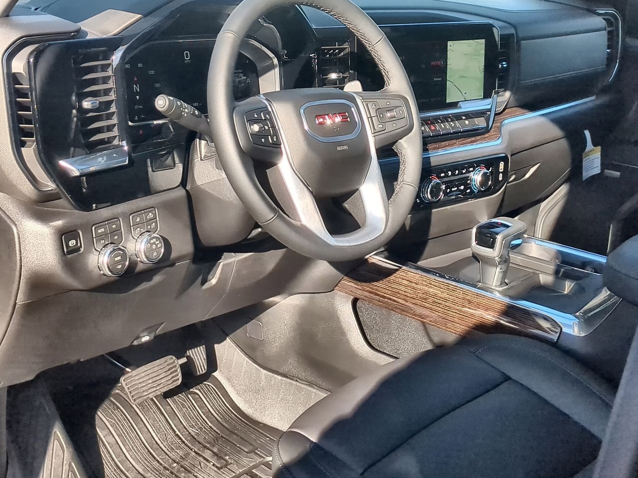 New 2026 Sterling Metallic GMC Elevation image 10