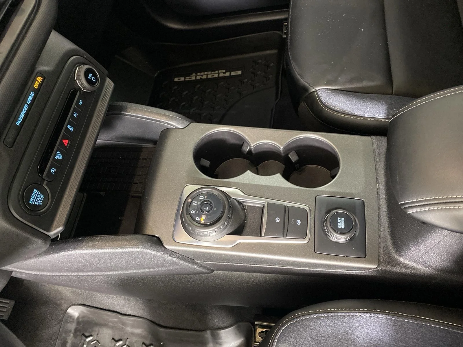 Used 2025 Shadow Black Ford Outer Banks image 23
