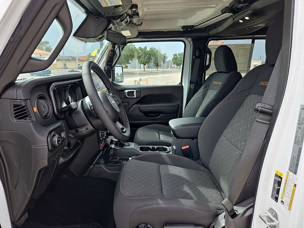 New 2026 Bright White Clearcoat Jeep Mojave image 15