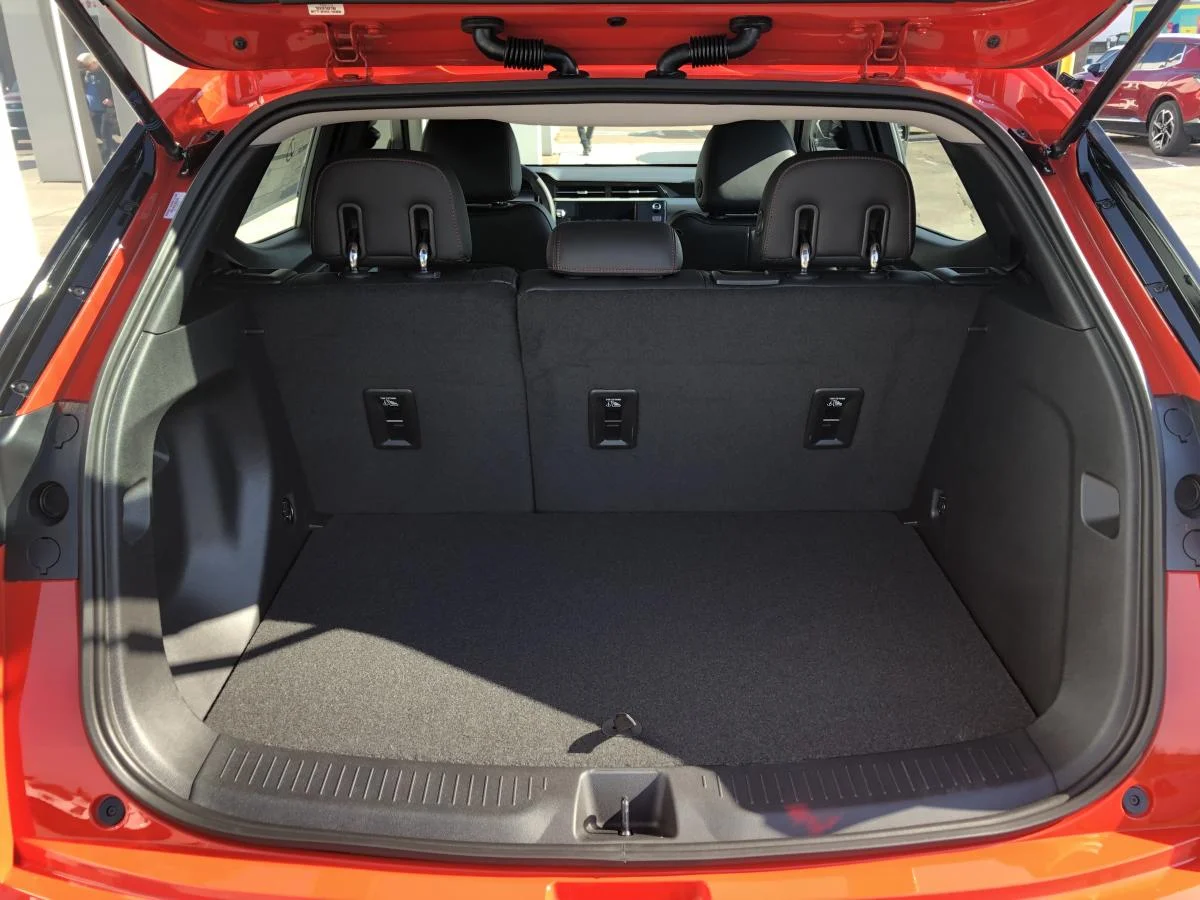 New 2027 Orange Chevrolet Fwd 4dr Rs image 8
