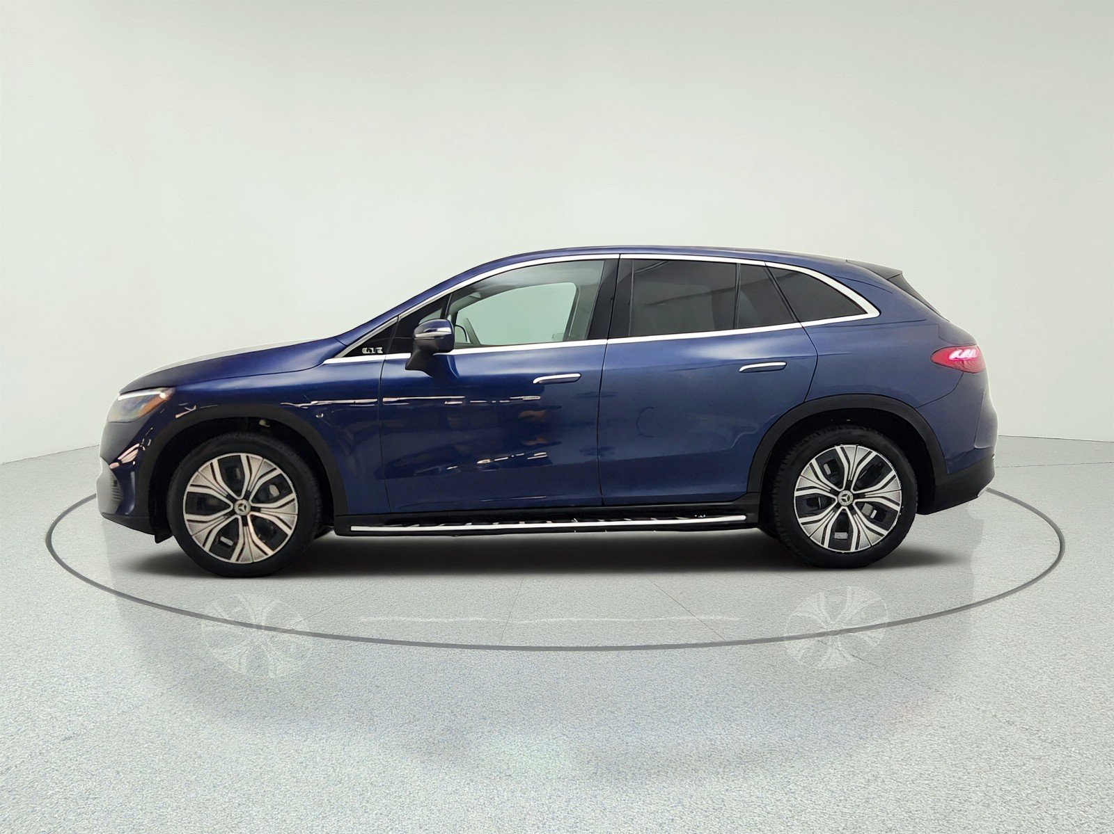 Certified Used 2024 Twilight Blue Metallic Mercedes-Benz EQE 350 4MATIC® SUV image 8