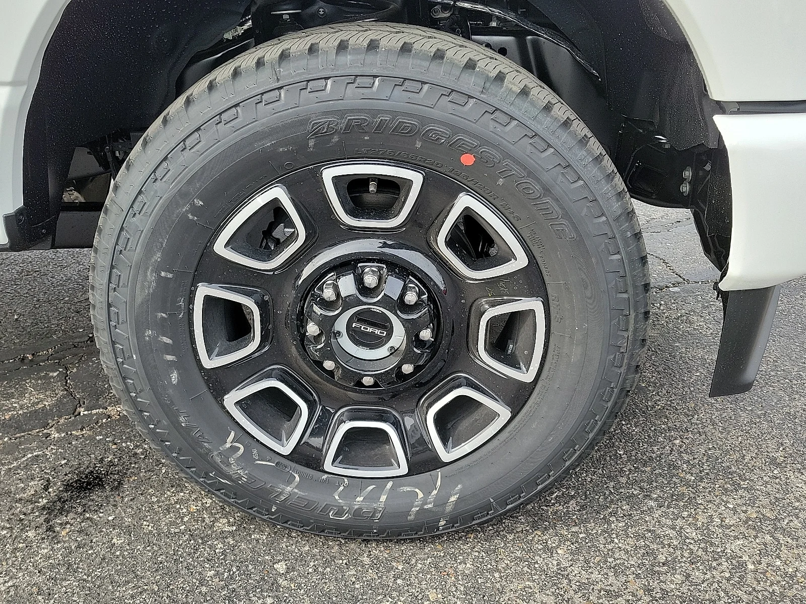 New 2026 Star White Metallic Tri-Coat Ford F-250&reg; Platinum&reg; image 7