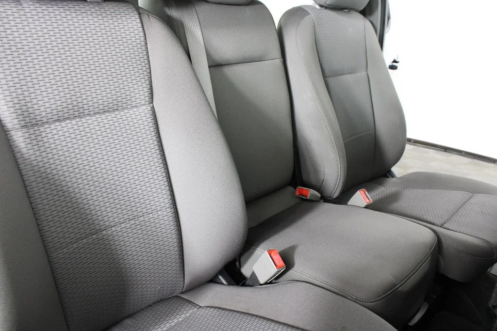 Used 2020 Blue Ford XL image 18