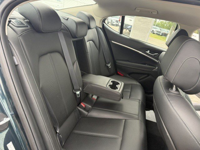 Certified Used 2025 Tasman Blue Genesis 2.5T image 29