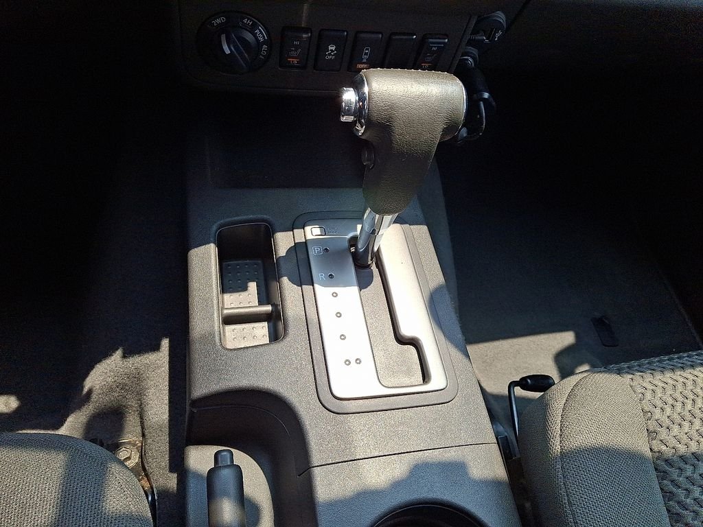 Used 2019 Silver Nissan SV image 16