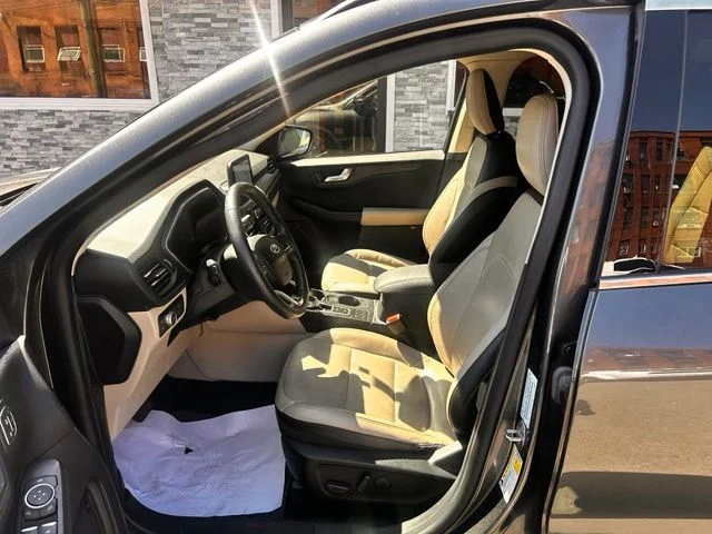 Used 2020 Gray Ford Titanium image 12