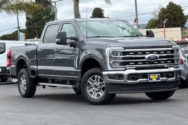 2026 Ford Super Duty F-250® Lariat®