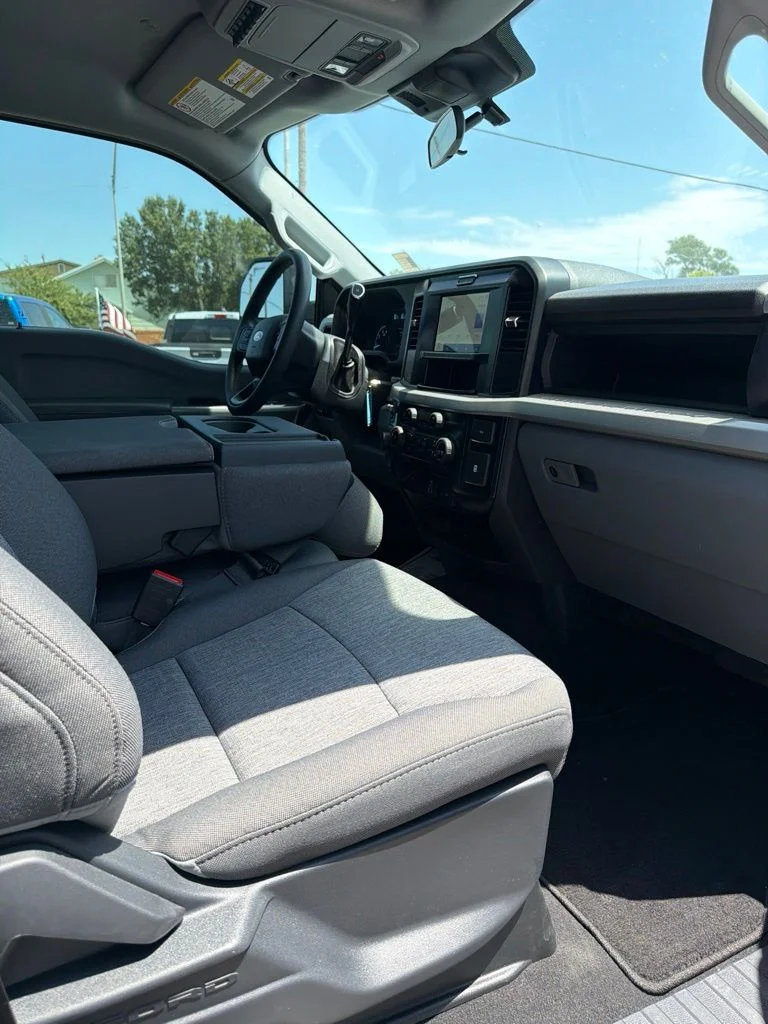 New 2026 Oxford White Ford F-250® XL image 26