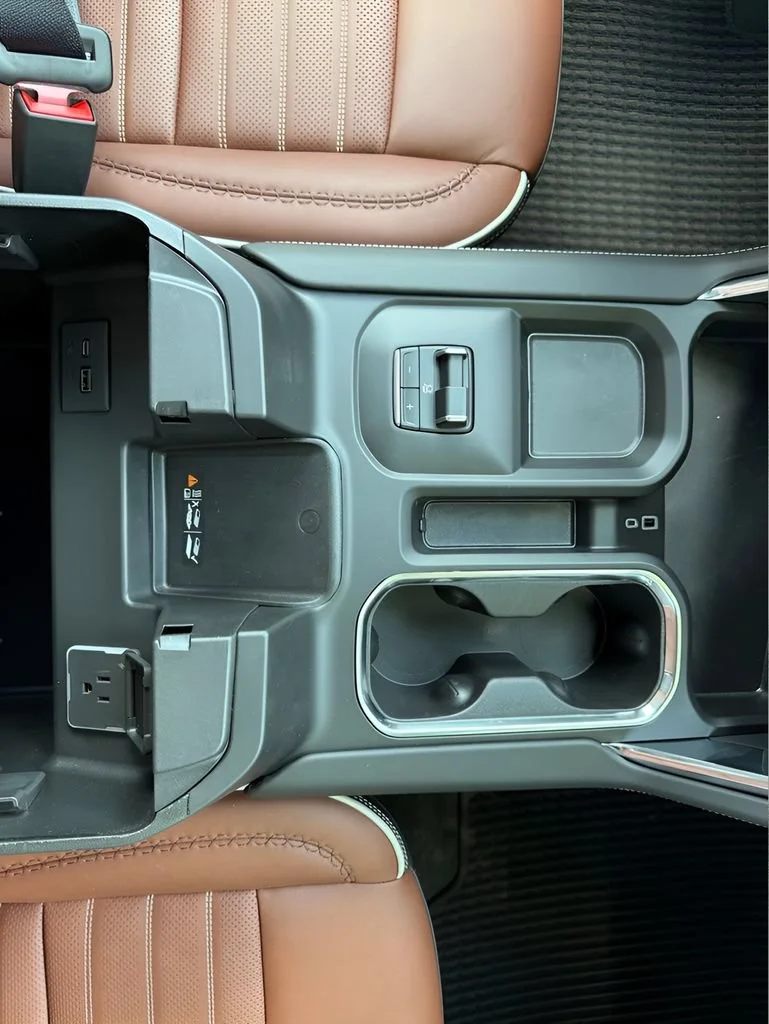 New 2026 Glacier White Tricoat GMC Denali Ultimate image 22