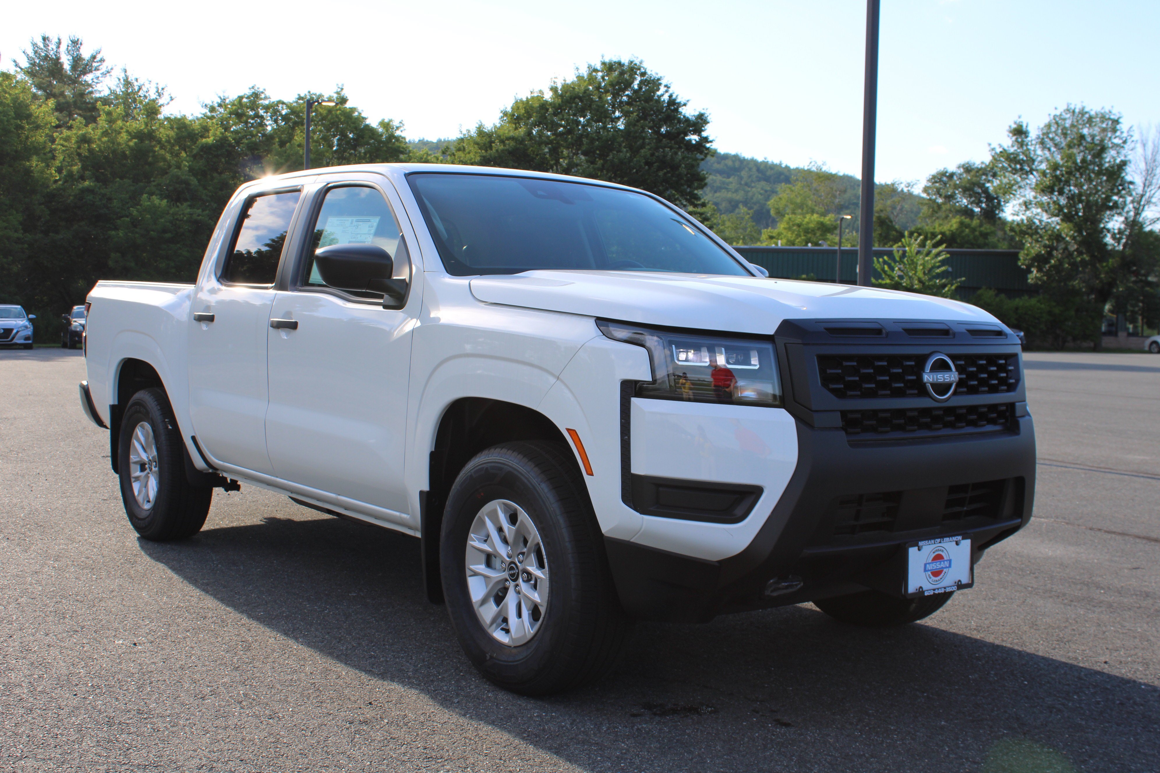 New 2026 Glacier White Nissan Crew Cab S image 3