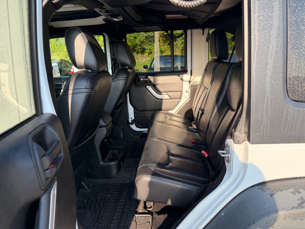 Used 2016 Bright White Clearcoat Jeep Rubicon image 7