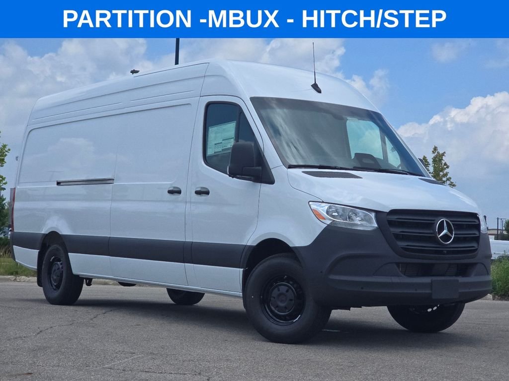 New 2026 Arctic White Mercedes-Benz Cargo 170 WB image 2