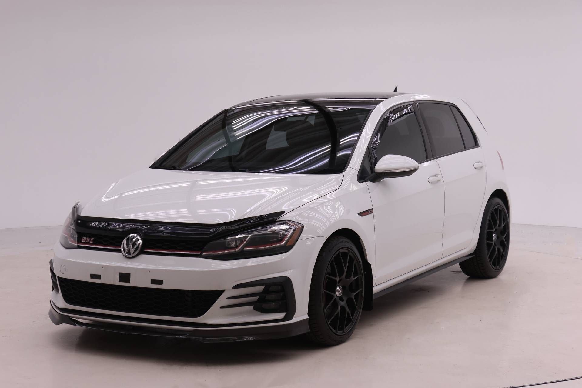 2019 Volkswagen Golf GTI SE